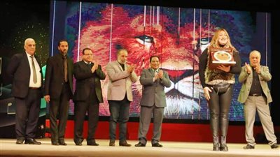 تكريم نجوم الفن ببيت الفنون في 