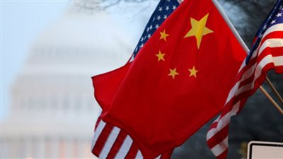 بكين تحث واشنطن على عدم تسييس الأنشطة الاقتصادية
