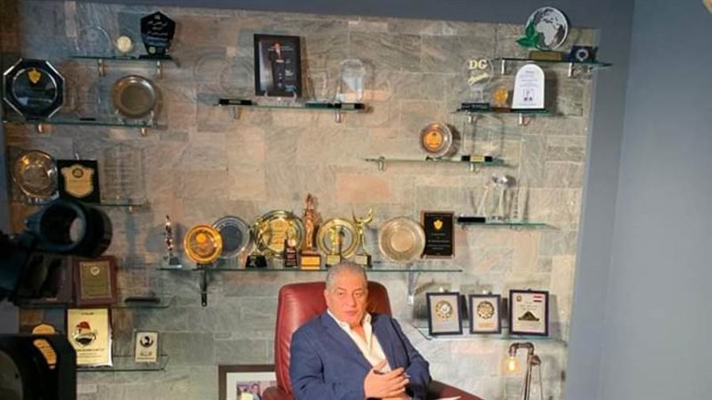 الاعلامي اسامة كمال