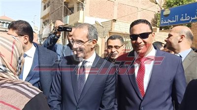 بحث التعاون بين جامعة المنصورة والاتصالات في مجال الذكاء الاصطناعي