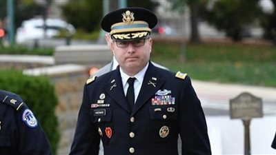 البيت الأبيض يدرس إقالة مسؤول بـ