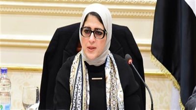 عاجل.. وزيرة الصحة توجه بنقل المتوفين بفيروس كورونا بسيارات هيئة الإسعاف المصرية