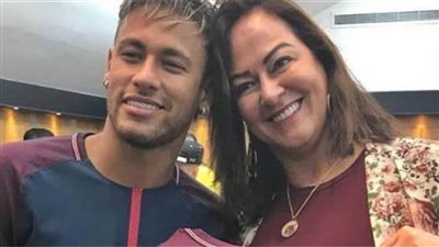 شاهد.. والدة «نيمار» تعلن ارتباطها بشاب يبلغ 22 عامًا