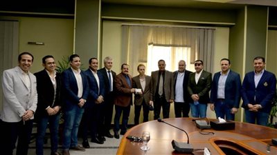 رئيس نادي جزيرة الورد يدعم مستشفيات جامعة المنصورة بمليوني جنيه