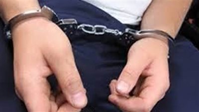 ضبط موطفين بوحدة محلية بالدقهلية مكنا 7 مواطنين من بناء عقارات مخالفة