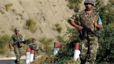 الدفاع الجزائرية: تدمير 9 مخابئ للإرهابيين و7 قنابل في 3 ولايات