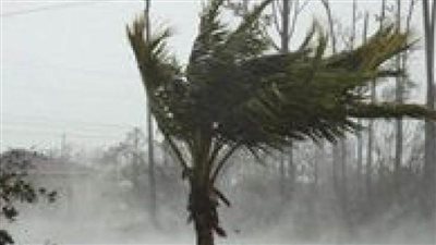 تحذيرات في بريطانيا من اقتراب العاصفة 