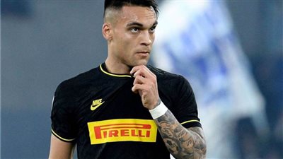 إنتر ميلان يبدأ مفاوضاته مع فيدال لاعب برشلونة