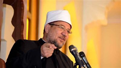 وزير الأوقاف يهنئ البابا تواضروس وجميع الكنائس والطوائف المسيحية بعيد القيامة 