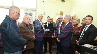 القصير يوجه بحسن معاملة المواطنين