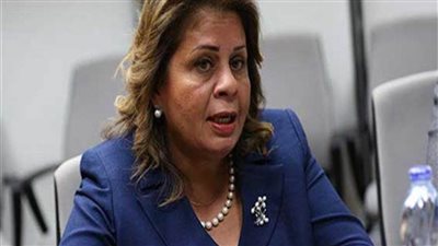 برلمانية تطالب بحظر تنقل المواطنين بين المحافظات    