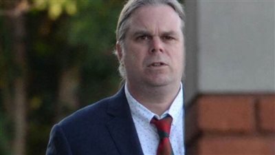  اغتصبها في مرحاض القطار وزوجته أمام الباب