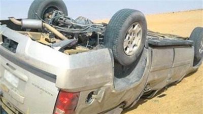 مصرع شخص وإصابة 2 إثر انقلاب سيارة بالبحيرة