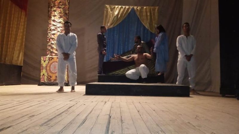 عرض مسرحي بثقافة