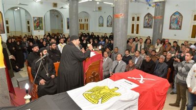 محافظ أسيوط يشارك في تشييع جثمان الشهيد 