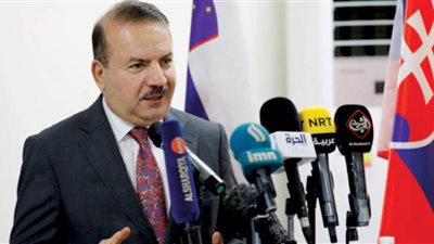 وزير الداخلية العراقي يدعو المتظاهرين إلى التعاون لكشف المندسين