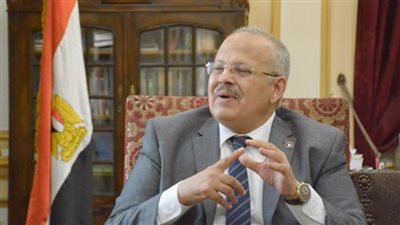 جامعة القاهرة تتيح المقررات الدراسية لطلابها  