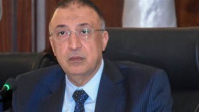 محافظ الإسكندرية: بدء أعمال رفع كفاءة الطريق الزراعي بتكلفة 18 مليون جنيه