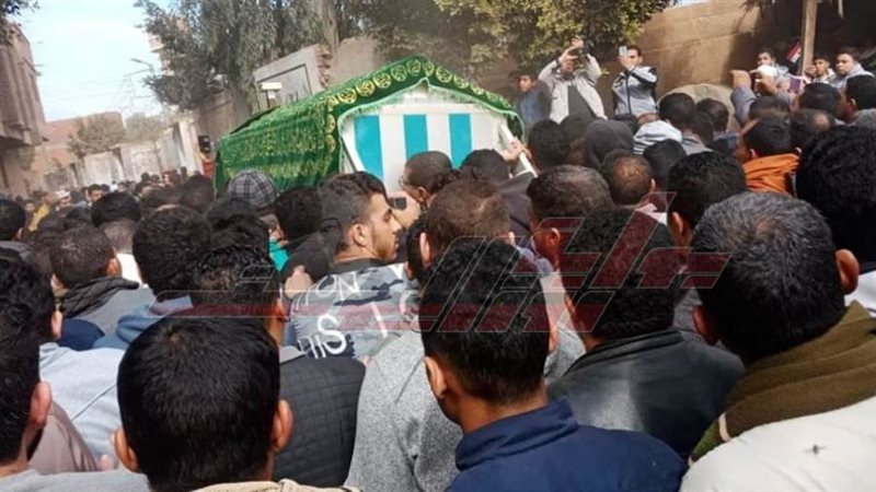 أثناء تشييع الجثمان