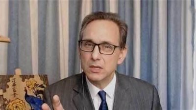 كاتب أمريكي يدعو بلاده للتوقف عن تشويه سمعة الصين