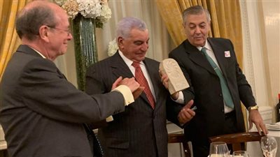 حواس يطالب إسبانيا بحماية معبد ديبو من الأمطار