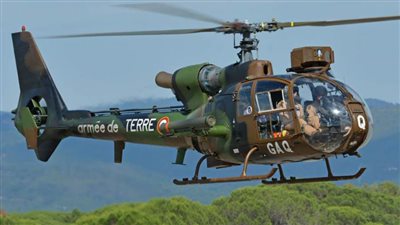 عاجل.. مقتل اثنين وإصابة خمسة في تحطم هليكوبتر عسكرية فرنسية