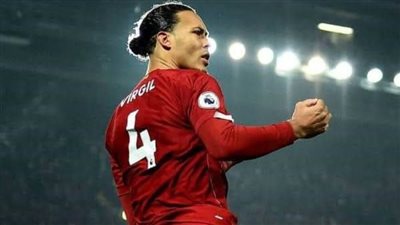 ليفربول يغري «فان دايك» بزيادة في راتبه الأسبوعي.. تعرف على السبب