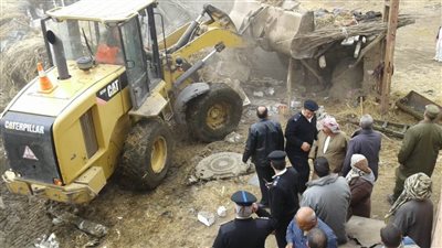 إزالة 62 تعديا على أراضي البحيرة