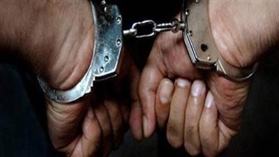 ضبط أمين عهدة بفرع جملة لحيازته 9 أطنان فول فاسد بقليوب