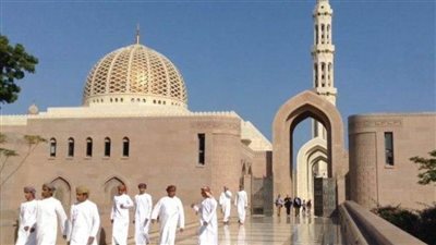 أول دولة عربية تحدد مواعيد العمل في رمضان