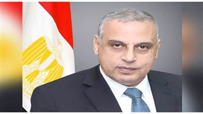 محافظ سوهاج يستمع لشكاوى المواطنين