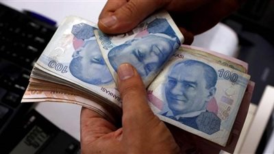 الليرة التركية تهبط لأدنى مستوى منذ مايو 