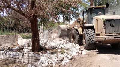 إزالة 44 حالة تعد على أملاك الري بديرمواس بالمنيا