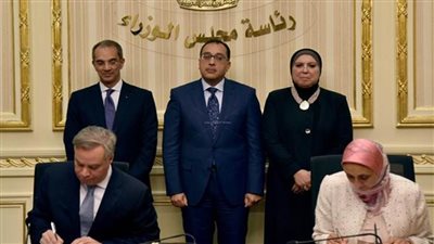 مدبولى يشهد توقيع مذكرة تفاهم لترويج الفرص الاستثمارية بالاتصالات