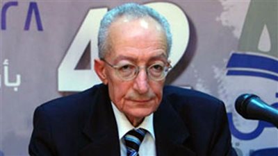 وزيرة الثقافة تنعى الدكتور على رضوان 