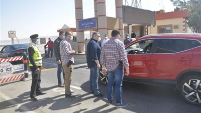 عاجل.. مَنَع شباب من دخول منتجع سياحي 