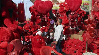 من أين جاء الفالنتين؟