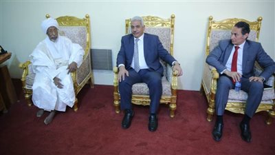 المجلس الأعلى للشؤون الإسلامية بتشاد يستقبل المشرف العام على قوافل الأزهر والسفير المصري