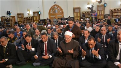 وزير الأوقاف في خطبة الجمعة: هناك من يحاول تحريف النصوص القرآنية