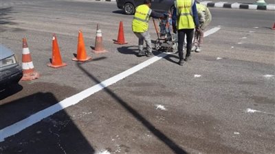 استكمال خطة التطوير والتجميل بشوارع أسيوط وتركيب مطبات صوتية