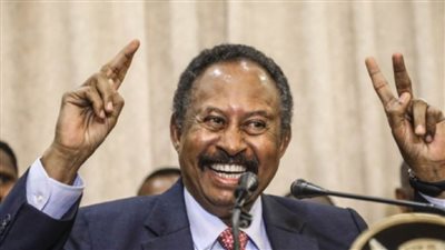 رئيس وزراء السودان: التحديات لن تعطل مسيرة التغيير