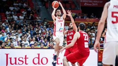 اتحاد كرة السلة التونسى يُخفض رواتب اللاعبين إلى النصف