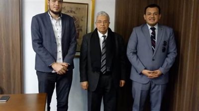 تنسيقية شباب الأحزاب تلتقي الدكتور عبد المنعم سعيد 