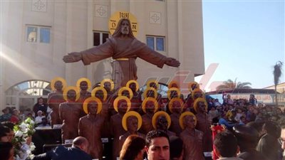 المسيح يحتضن شهداء مذبحة داعش بليبيا بمطرانية العور بسمالوط