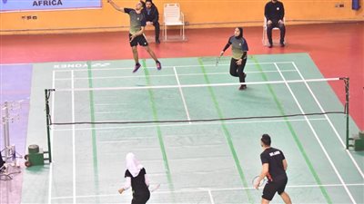 تأهل 4 مصريين لنصف نهائي بطولة إفريقيا للريشة الطائرة