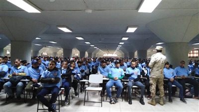 ندوة بجامعة حلوان لشرح مراحل التخلص من الإدمان والتدخين