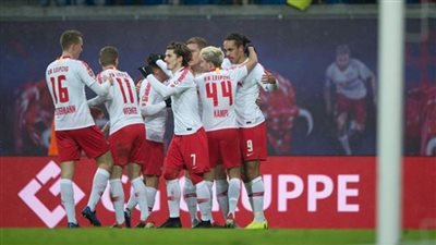 لايبزيج يفوز على بريمن بثلاثية نظيفة في البوندسليجا