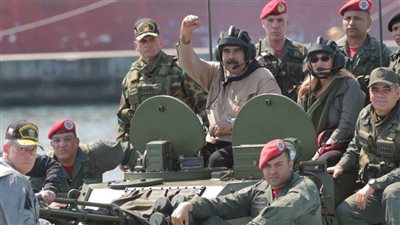 فنزويلا تجري تدريبات عسكرية مع سعي مادورو لإظهار القوة