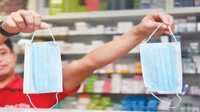 تعليق الصحة على استخدام الكمامات في المدارس (فيديو)