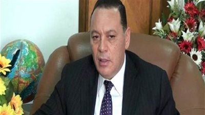 محافظ الشرقية يتفقد إجراءات الوقاية من كورونا بعدد من المصانع